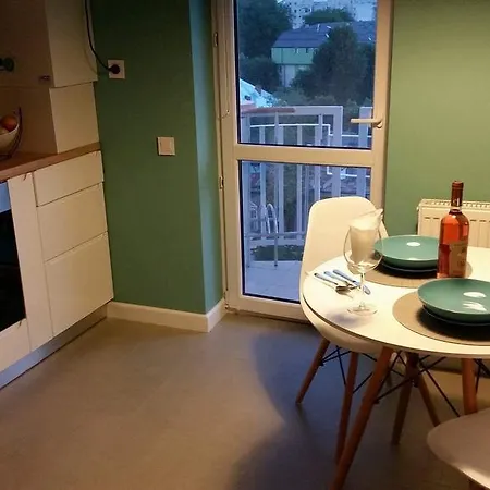 Apartment Studio For Rent *