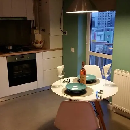 Studio For Rent Apartment